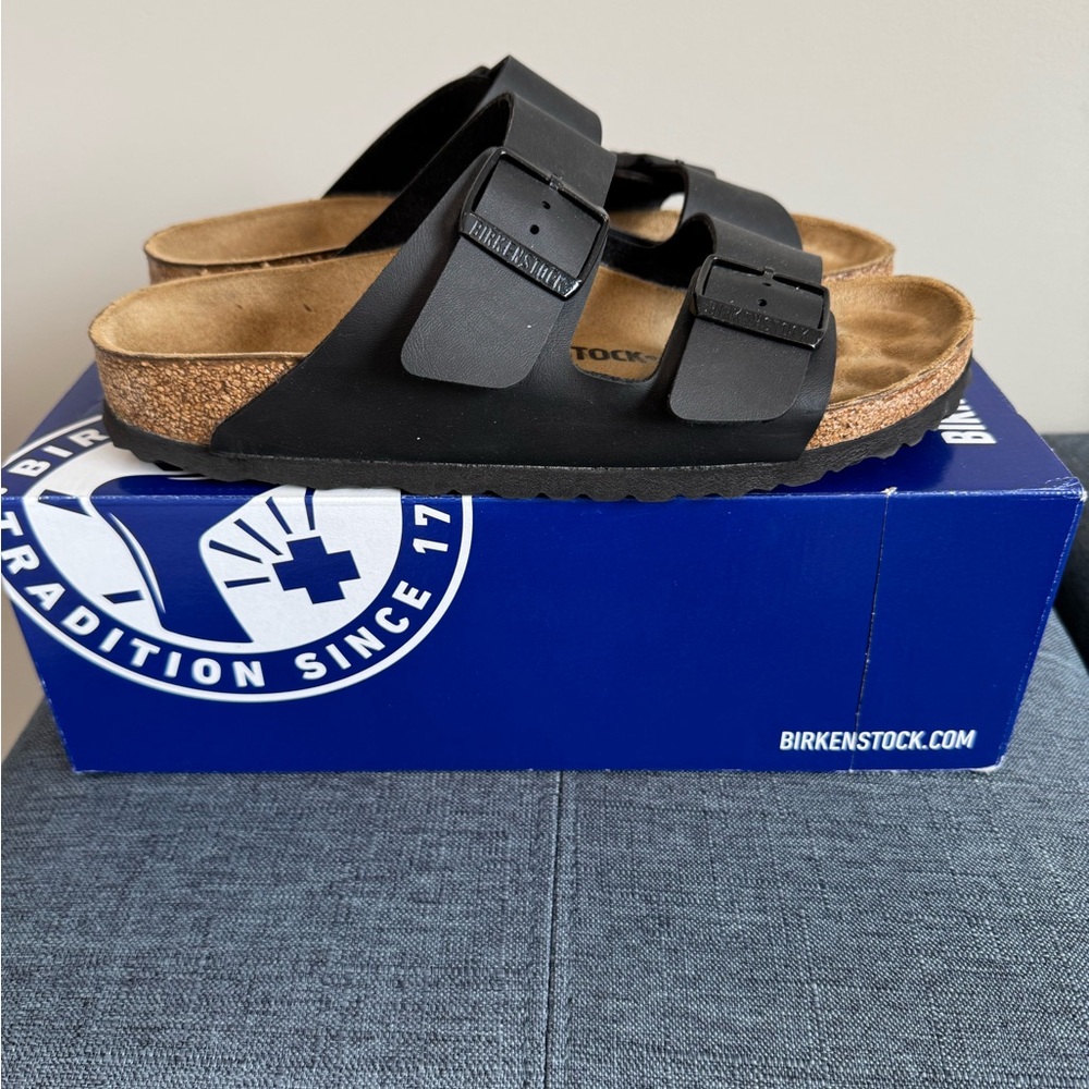 Birkenstock Black Sandals sz 39